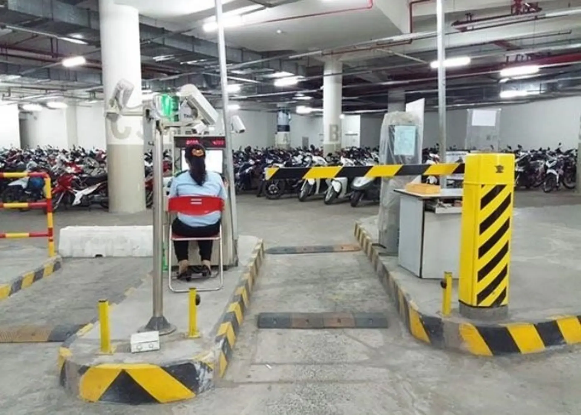 Giá máy giữ xe - Chọn lựa phù hợp để tối ưu hiệu quả và tiết kiệm chi phí